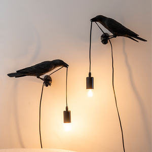 Lampe murale en résine, oiseau porte-bonheur, corbeau, lampe de table, veilleuse, chambre à coucher, chevet, salon, lampe murale, décoration intérieure, LED - Product Image 4