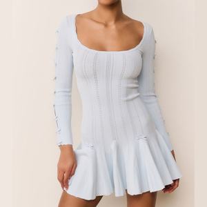 เดรสสั้นออกงานกลางคืนสำหรับผู้หญิง ดีไซน์ใหม่สุดเซ็กซี่ แขนยาว ผ้าถักเนื้อดี หรูหรา - Product Image 1