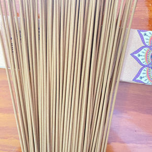 Bâtons d'encens à la cannelle de qualité supérieure de 40 cm, encens aromatique naturel à base de plantes pour la méditation, le yoga, la relaxation, le spa, la maison et la parfumerie - Product Image 1