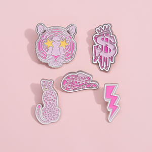 19スタイルホットセールガールパワーピンクサングラスフェミニストソフトエナメルピンブローチ女性用ガールズデコレーション - Product Image 5