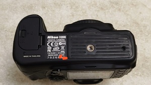 กล้องมือสองราคาถูก Nikon D200 10.2 ล้านพิกเซล เซ็นเซอร์ CCD แบบ APS-C พร้อมแฟลชในตัว - Product Image 5