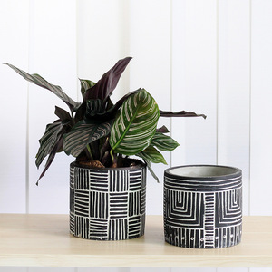Pot de fleurs créatif en céramique noire ancienne Arum cylindrique moderne respirant 3-6L pot de sol ensemble de bureau Pot de poterie en gros - Product Image 4