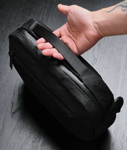 BSCI-zertifizierte Fabrik: Maßgeschneiderte Marken-Mode Nylon Unisex Wasserdichte Gürteltasche mit Reißverschluss und Logo für Herren - Product Image 2