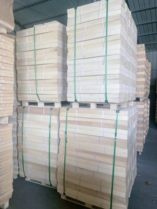 Linyi Construction de bâtiments, échasses LVL, noyau de pin, faisceaux de <span class=keywords><strong>bois</strong></span> lvl/<span class=keywords><strong>bois</strong></span> lvl/<span class=keywords><strong>bois</strong></span> laminé - Product Image 3