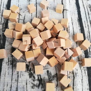 Lot de 10 000 pièces/sac, épingles à tête carrée/<span class=keywords><strong>cube</strong></span> en bois naturel style Art Déco, écologiques, pour usage de bureau, marque Xuchi - Product Image 5
