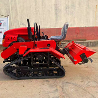 Tracteur à chenilles en caoutchouc 40 CV avec pulvérisateur à flèche pour la pulvérisation de pesticides dans les vergers, sur les pentes et dans les plantations de thé