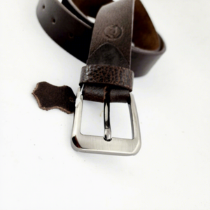 Ceinture pour homme en cuir véritable, marron uni, en cuir de vache, boucle à ardillon rectangulaire argentée, style décontracté et durable - Product Image 2