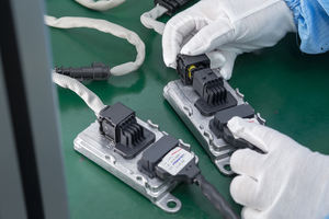 Nuevo Sensor de NOx para Man 51154080019, Monitorea el <span class=keywords><strong>Valor</strong></span> de NOx en Tiempo Real, Sensor Automotriz 2744457 5WK96790B - Product Image 3