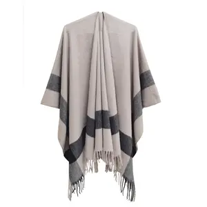 Hot bán Gradient kẻ sọc CAPE với một CAPE mùa thu-mùa đông chăn ấm dệt khăn tua khăn choàng