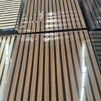 Panneau de vague à lattes en bois et MDF 3D panneau AKU bouclé flexible panneau mural acoustique à lattes incurvées pliable pour la décoration d'appartement