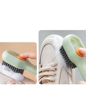 Nuevo Cepillo Limpiador de Zapatos con Dispensador de Jabón, Cepillo de Limpieza para Calzado, Herramienta de Limpieza para el Hogar - Product Image 3