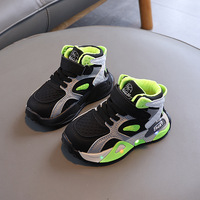 Nouvelles Chaussures Enfants 2026 Automne Nouvelles Baskets pour Enfants Mode LED Chaussures Décontractées Lumineuses Tendance Filles Chaussures Pour Enfants