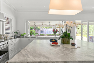 Losas de Cuarcita Natural Moderna Union Stone, Blanco Bianco Alpi, Pulido Brillante, de Alta Calidad para Cocina y Baño - Product Image 3