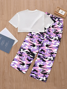 Conjunto de 2 Piezas de Moda Europea y Americana, Camiseta con Estampado de Dibujos Animados y Cuello Redondo + Pantalones de Camuflaje Estilo Hip-Hop - Product Image 4