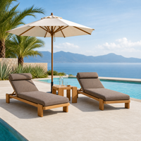 Ensemble de chaises longues de luxe en teck massif pour l'extérieur, résistant aux intempéries, avec coussins, pour piscine, villa, resort, patio