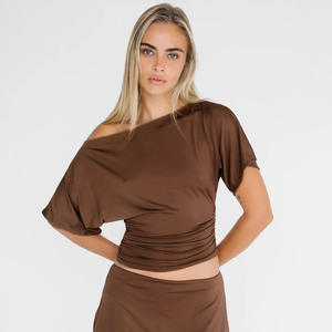 欧米のクロスボーダー女性服夏の新無地スラントカラーバットシャツプリーツトップス - Product Image 2