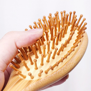 Cepillo de pelo de <span class=keywords><strong>madera</strong></span> al por mayor, cepillo cuadrado ovalado tipo pala con cerdas, peine <span class=keywords><strong>para</strong></span> el cabello <span class=keywords><strong>para</strong></span> mujeres y hombres, masajeador de cuero cabelludo - Product Image 2