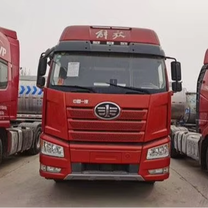 Camión Tractor Usado FAW Jiefang J6P 6x4 Diésel Euro 5/4 Transmisión Automática Cabeza Tractora de Servicio Pesado 50T - Product Image 1