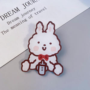 Alta calidad personalizado nuevo diseño moda brillo resina epoxi acrílico insignia pines acrílico llavero acrílico encanto - Product Image 5