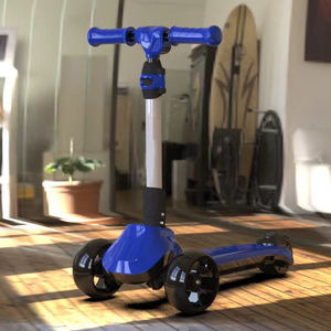 USA Warehouse Scooter <span class=keywords><strong>de</strong></span> ski pliable à 3 roues 24V <span class=keywords><strong>luge</strong></span> <span class=keywords><strong>de</strong></span> sports d'hiver pour enfants - Product Image 4