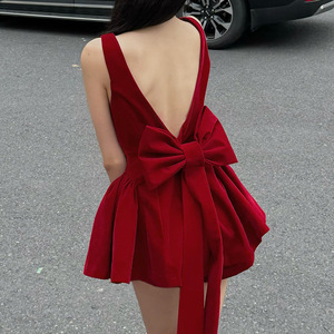 Red Velvet Backless Dress - Elegant & Sexy Fashion