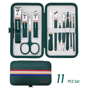 Ensemble de manucure en gros kit de pédicure coupe-ongles 19 pièces en acier inoxydable soins des ongles outils de manucure ensemble de toilettage avec étui de voyage