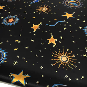 Alfombra de Nylon 100% Impresa, Diseño Moderno y de Tendencia, Diseño Personalizado, Arte de Cielo Estrellado y Arcade Cósmico, Fabricada a Máquina para el Hogar - Product Image 1