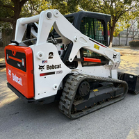 Chargeuse compacte à direction par déplacement (Skid Steer Loader) robuste, conception à levage vertical, force de rupture élevée, Bobcat S650, machine compacte d'occasion