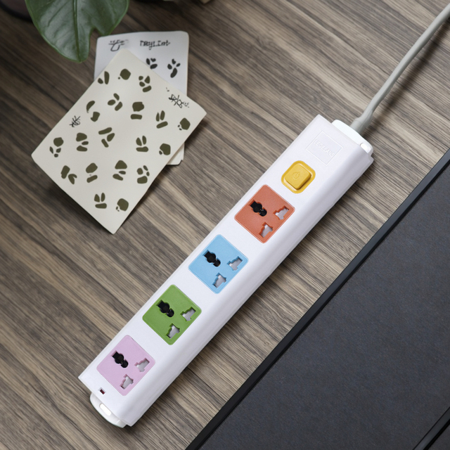 Foreign Trade Hot Selling Multifunctional Socket Universal Power Strip Colorful Socket With Surge Protector