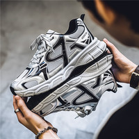 Chaussures de sport personnalisées 2026, fabrication de baskets, logo personnalisé, chaussures de sport à semelle en caoutchouc, baskets décontractées, style de marche pour homme, chaussures épaisses