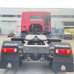 SINOTRUK HOWO 4*2 Cabeza Tractora 251 - 350HP Euro2 Camión Tractor <span class=keywords><strong>de</strong></span> Servicio Pesado para Transporte <span class=keywords><strong>de</strong></span> Semirremolques - Product Image 6