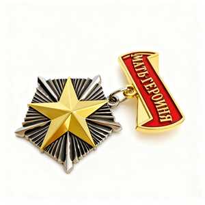 Distintivo Personalizzato in Lega di Zinco con Logo in Rilievo 3D Placcato Oro, Design Personalizzato - Product Image 5