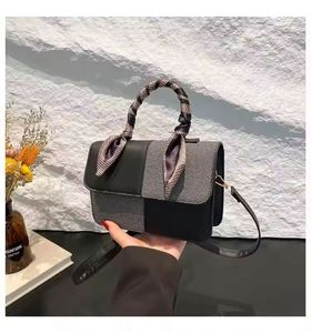 Bolsos de ratán vietnamitas hechos a mano, los más vendidos, venta al por mayor, vacaciones de verano 2025, bolso redondo de paja - Product Image 4