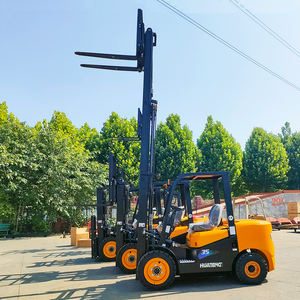 Montacargas de Gasolina y Diésel de Combustión Interna de Servicio Pesado con Capacidad de 2 y 3 Toneladas con Accesorio de Pinza para Pacas - Product Image 6