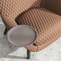 Fauteuil de détente Timberight moderne en tissu, à un seul accoudoir, inclinable, avec pieds en bois massif, adapté aux salons, hôtels et chambres à coucher