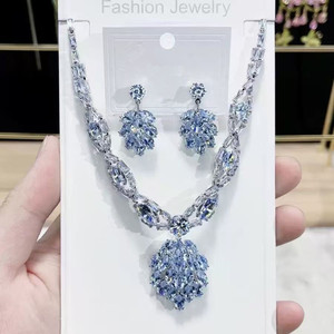 طقم قلادة من قطعتين بتصميم طاووس أبيض نقي للجنسين، هدية للخطوبة/الزفاف/الذكرى السنوية والحفلات - Product Image 5