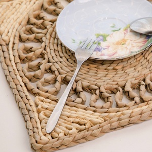 Hand-Woven Seagrass <strong>Table</strong> Placemats and Drink Food Storage <strong>Basket</strong> for Home or Restaurant Use - Product Image 6