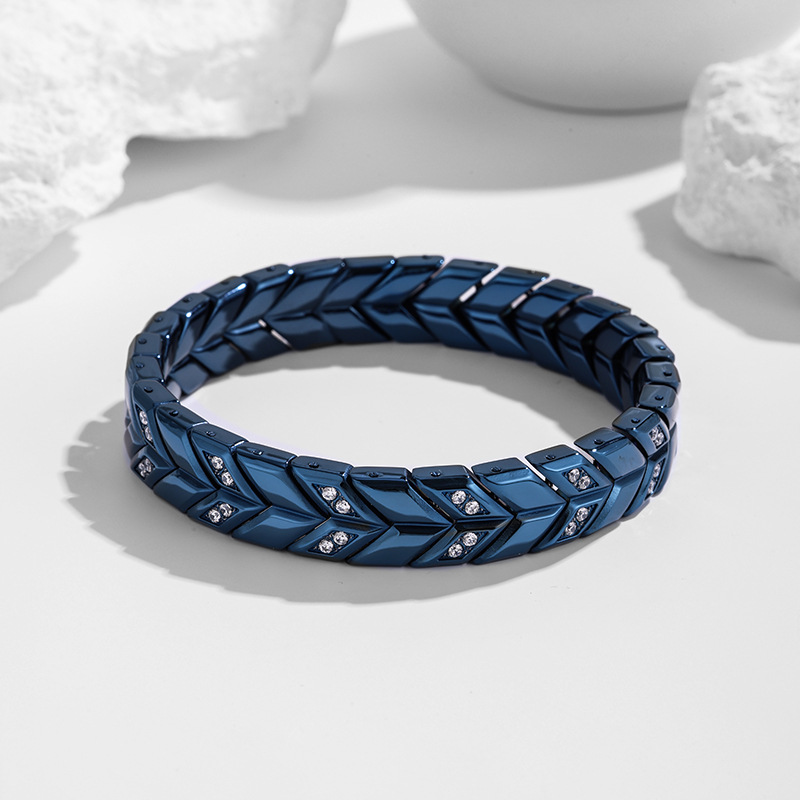 Blue fine throwing 1-1 stone