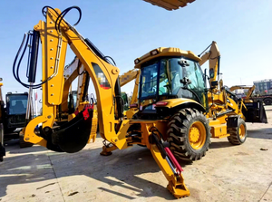รถแบคโฮมือสองคุณภาพดี พร้อมเครื่องยนต์ Cat C4.4 กำลัง 92 แรงม้า และบุ้งกี๋ขนาด 1.0 ลูกบาศก์เมตร สำหรับงานก่อสร้าง งานดิน และงานพัฒนาพื้นที่ - Product Image 3