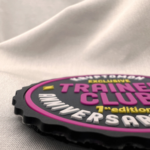 Silicone mềm cao su <span class=keywords><strong>PVC</strong></span> các bản vá lỗi cho hàng may mặc Tùy chỉnh 3D dập nổi logo <span class=keywords><strong>PVC</strong></span> các bản vá lỗi Nhiệt Báo Chí may sắt cao su phù hiệu cho quần áo - Product Image 2