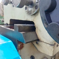 Machine à rectifier universelle YC d'occasion M7130G 320x1000mm, rectifieuse de précision pour métaux, composants de roulements de moteur et engrenages, haute tension 380V