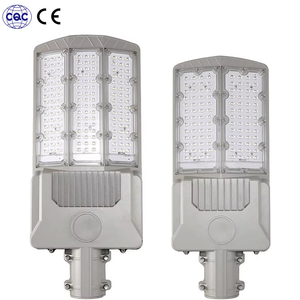 2025 nouveaux lampadaires solaires à LED fendus 200W 300W IP65 télécommande étanche crépuscule à l'<span class=keywords><strong>aube</strong></span> pour autoroute route - Product Image 1