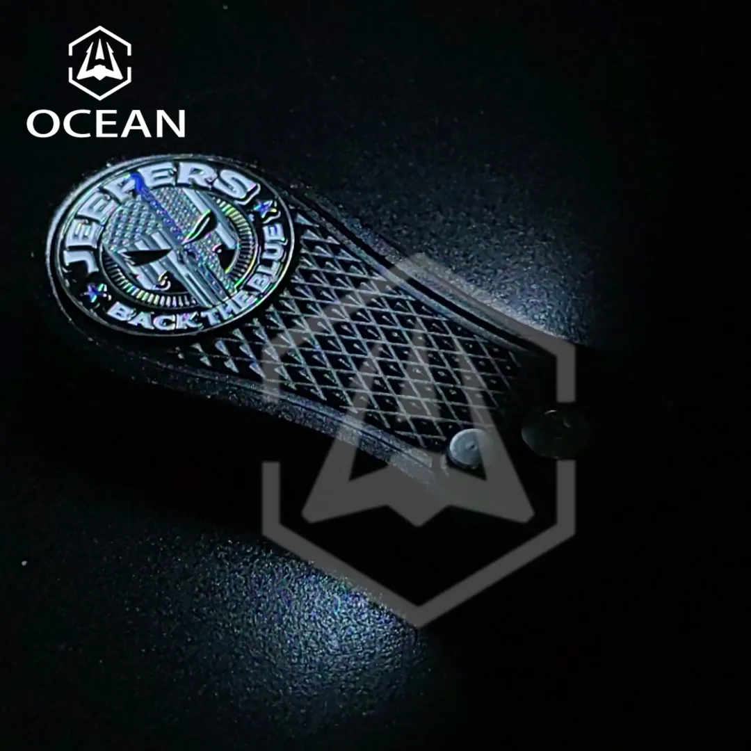 Großhandel Custom Logo Golf Zubehör Switchblade Ball Marker Golf Divot Reparatur werkzeug Zink legierung Golf Divot Tool Display