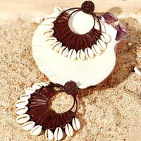 BOHEMIA Boucles d'oreilles créoles en macramé de raphia tressé à la main avec coquillages, pour femme