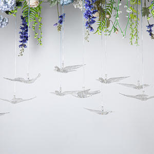 Lustre lumineux en acrylique transparent avec 10 oiseaux, accessoires de scène de mariage de haute qualité, vente en gros - Product Image 2
