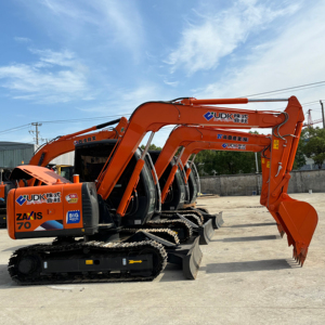 Excavatrice utilisée Hitachi Zx70 de HITACHI Zx70CE/EPA à vendre 7Ton 60 70 75 mini machine de construction utilisée de pelle basses heures de travail - Product Image 1