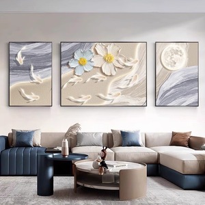 Quadro Moderno Testurizzato con Loto e Pesce, Triptico da Parete, Dipinto Decorativo in Porcellana Cristallina Incorniciato per Soggiorno <span class=keywords><strong>di</strong></span> Lusso - Product Image 1
