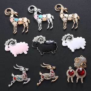 ขายส่งจี้รูปสัตว์ประดับเพชร DIY, จี้แกะนำโชค วัสดุตกแต่งเคสมือถือ งานฝีมือสวยงาม สไตล์ใหม่ - Product Image 1