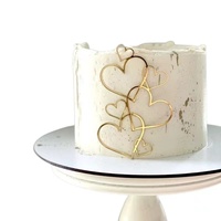 Meistverkaufter Camilla 1 Stück Gold Herz Acryl Cake Topper 10g für Valentinstag Dessert Hochzeit Party Kuchen Dekoration