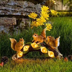 Figurines de jardin, ornement d'extérieur, Statue d'écureuil solaire imperméable sur une bûche avec 5 lumières LED - Product Image 4